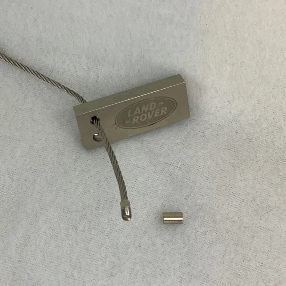 Land Rover Keychain - Picture 4 of 4